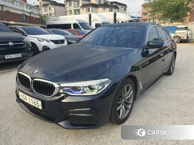 BMW 5 Series (G30) 2018 Черный из Кореи
