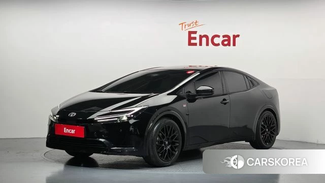 Toyota Prius 5th Generation 2025 Черный из Кореи