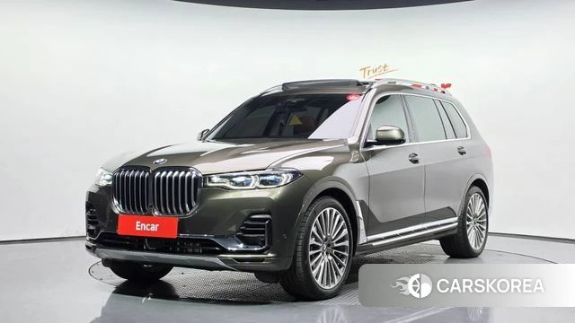 BMW X7 (G07) 2021 Цвет тростника из Кореи