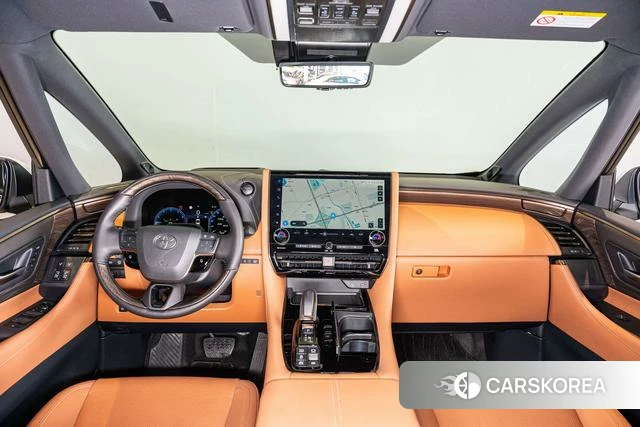 Toyota Elfa 2025 Белый из Китая