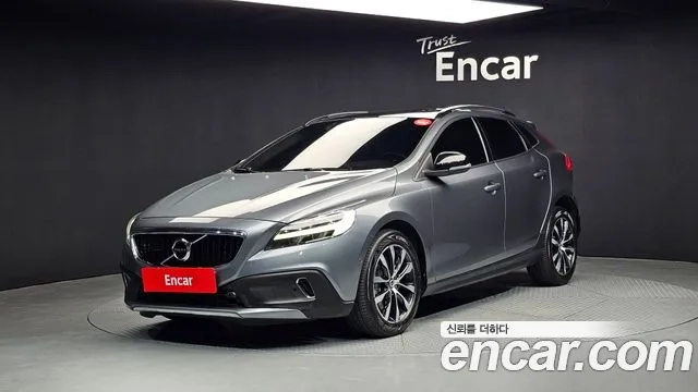 Volvo V40 Cross-Country 2018 Серый из Кореи