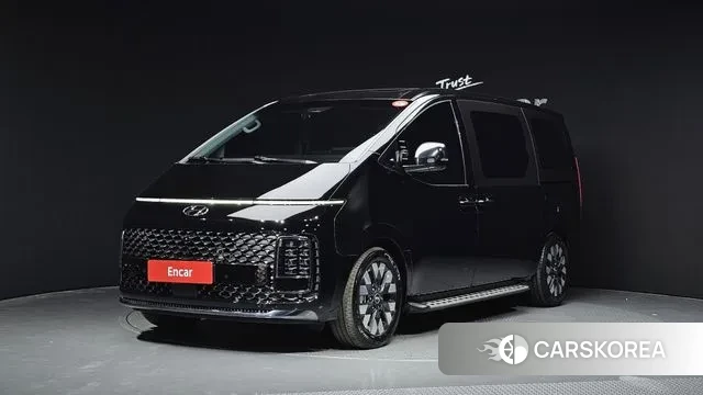 Hyundai Staria 2023 Черный из Кореи