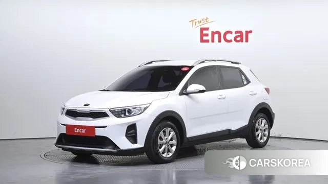 Kia Stonic 2019 Белый из Кореи