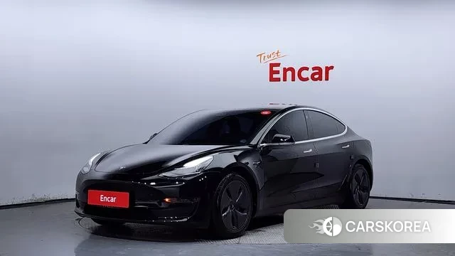 Tesla Model 3 2019 Черный из Кореи