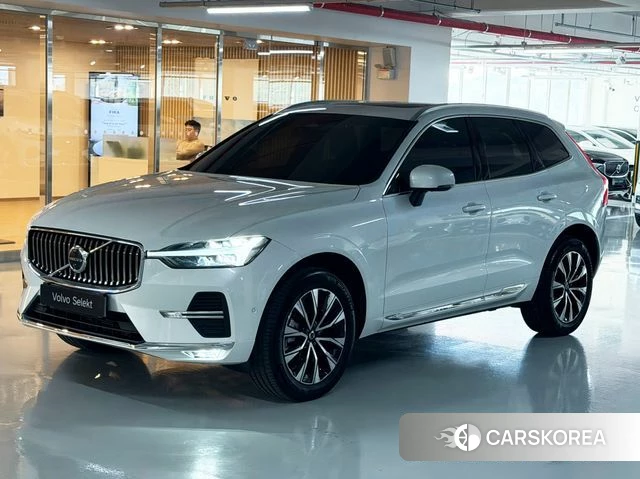 Volvo XC60 second Generation 2024 Белый из Кореи