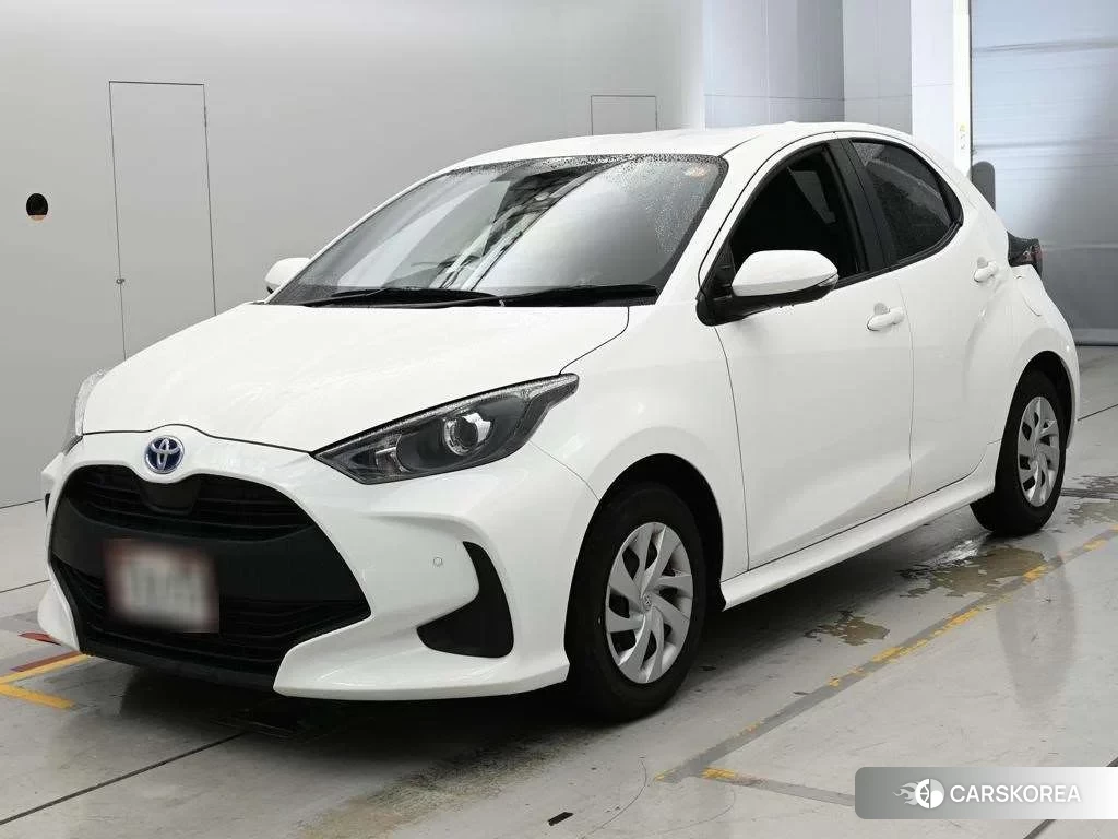 Toyota Yaris 2023 из Японии