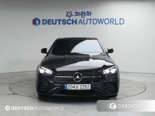 Mercedes-Benz E-Class W213 2022 Серый из Кореи