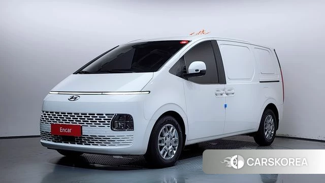 Hyundai Staria 2021 Белый из Кореи