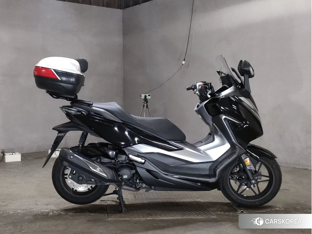 Проданный Honda FORZA 2018 из Японии, фото 2