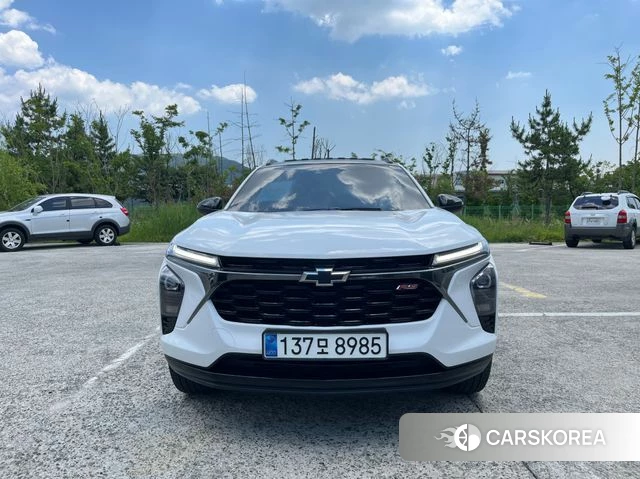 Chevrolet (GM Daewoo) Trax Crossover 2024 Белый из Кореи
