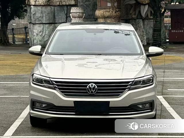 Volkswagen Lavida 2021 Шампань из Китая