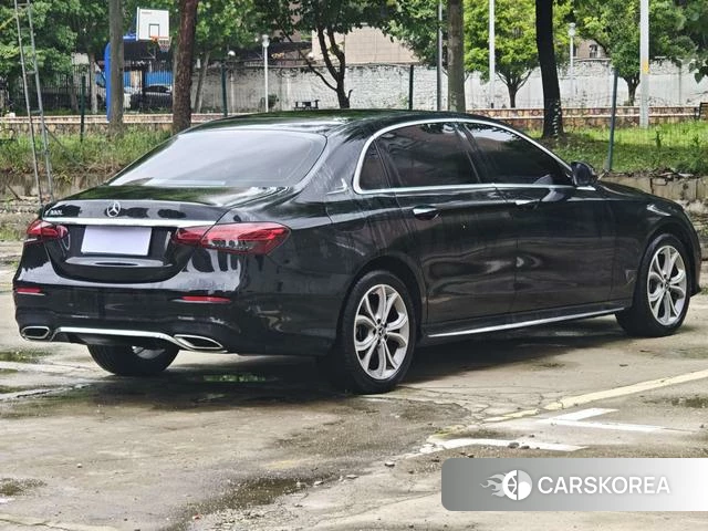 Mercedes-Benz E-class 2023 Черный из Китая