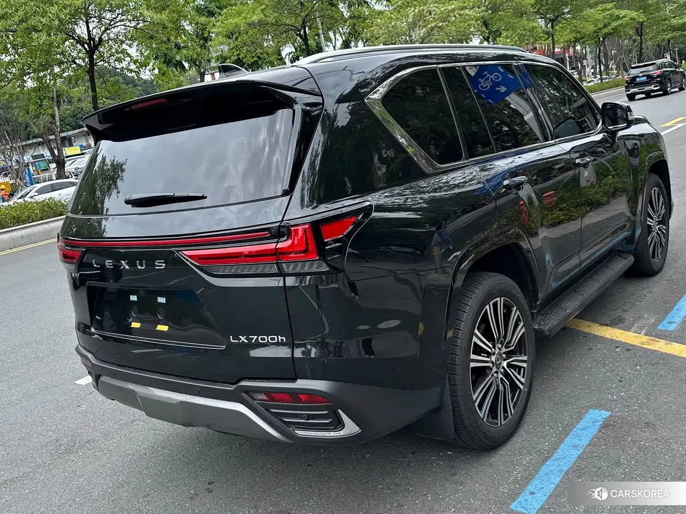 Lexus LX 2026 Черный из Китая