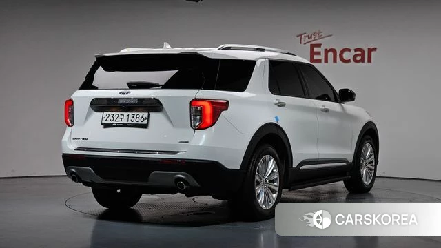 Ford Explorer 6th Generation 2019 Белый из Кореи