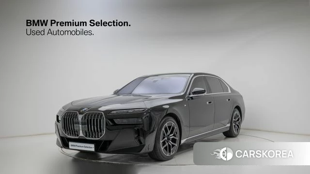 BMW 7 Series (G70) 2024 Черный из Кореи