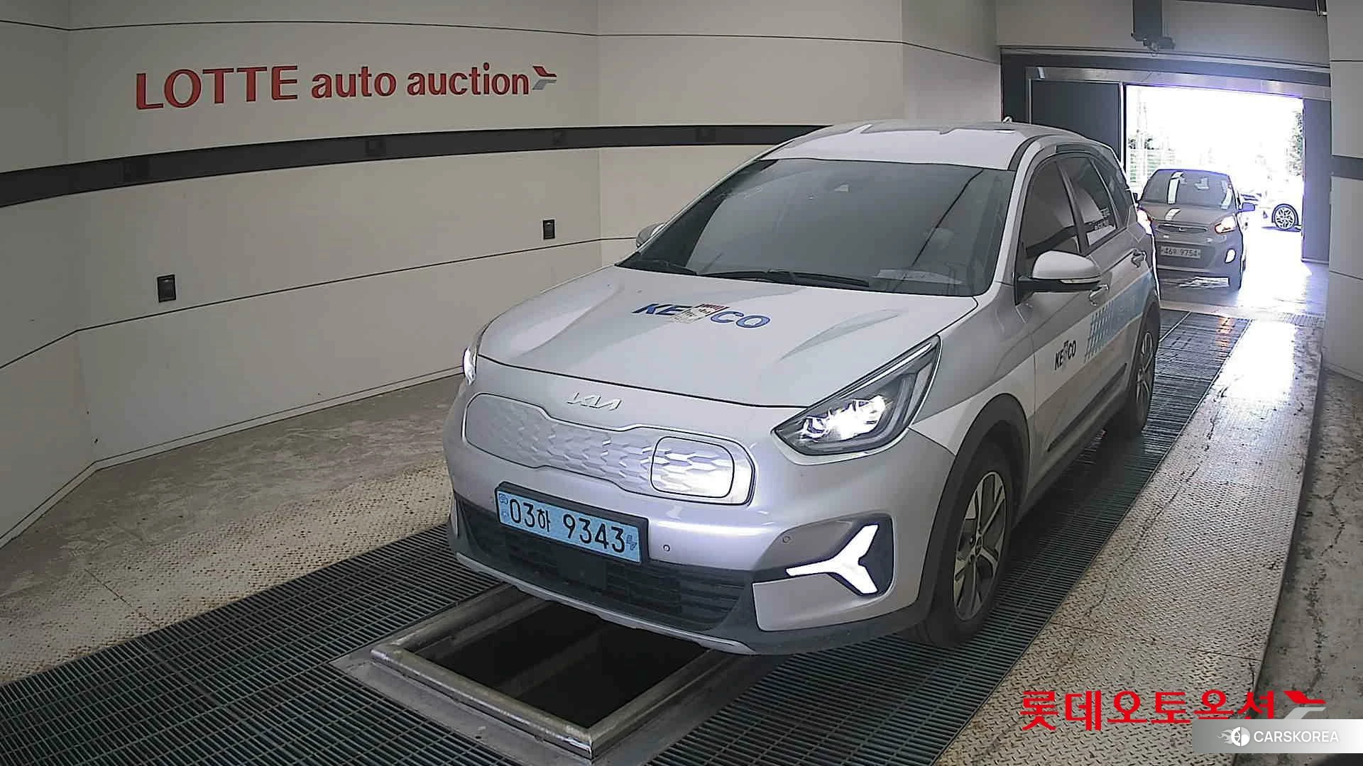 Kia Niro Plus 2023 Sparkling Silver из Кореи