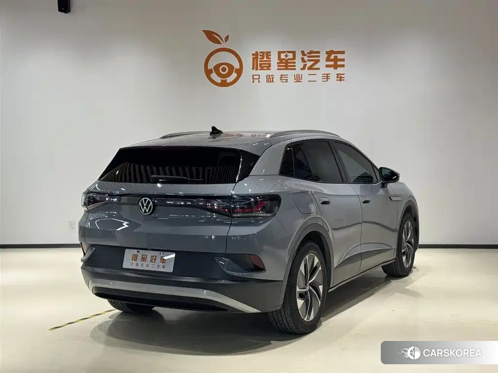Volkswagen ID.4 CROZZ 2024 Silver/gray из Китая