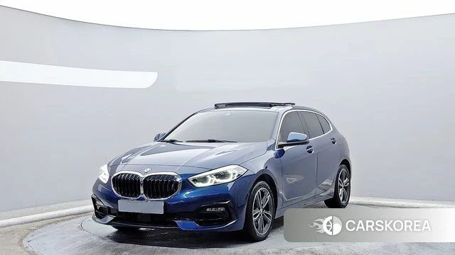 BMW 1 Series (F40) 2022 Синий из Кореи