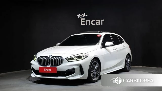 BMW 1 Series (F40) 2023 Белый из Кореи
