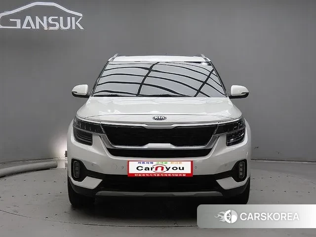 Kia Seltos 2020 Белый из Кореи