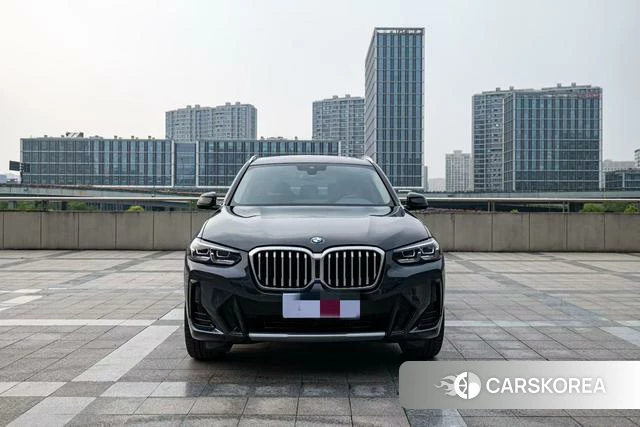 BMW X3 2023 Темно-серый из Китая