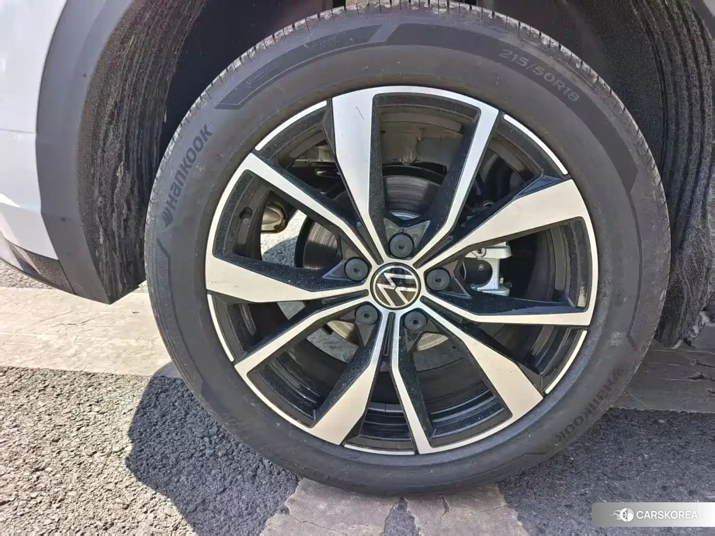 Volkswagen T-ROC exploring Songs 2026 Белый из Китая
