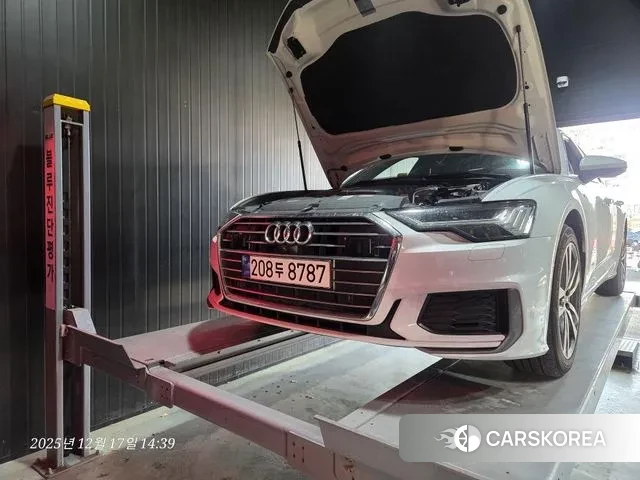 Audi A6 (C8) 2023 Белый из Кореи