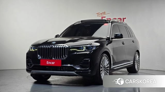 BMW X7 (G07) 2021 Черный из Кореи