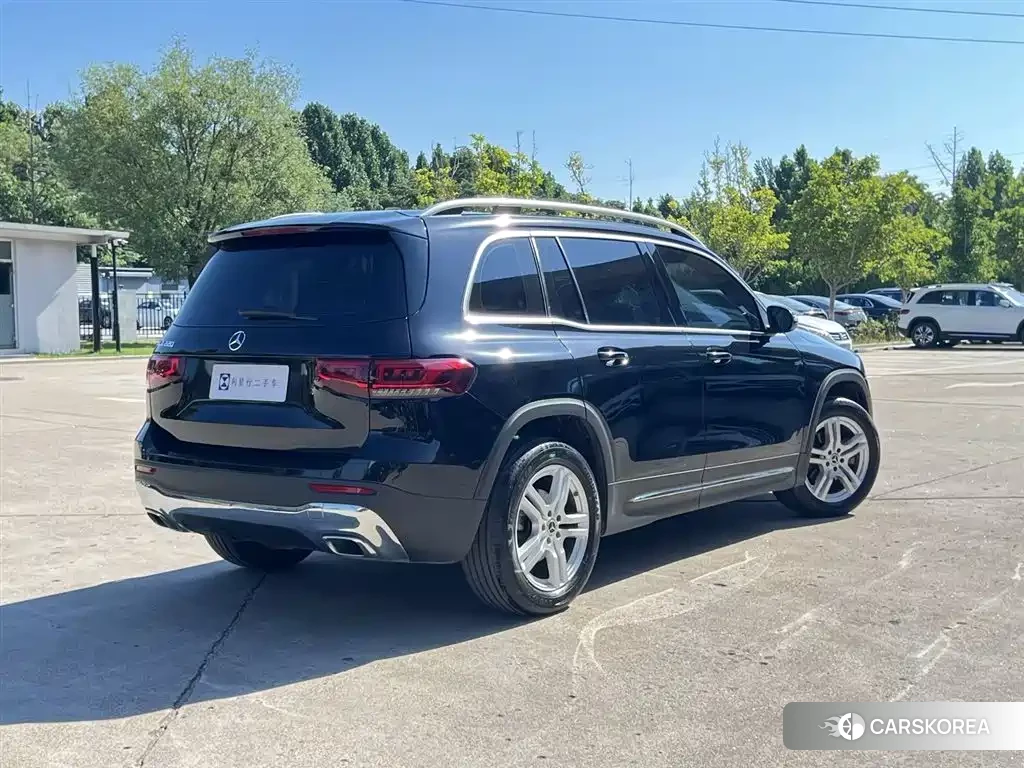 Mercedes-Benz GLB 2023 Черный из Китая
