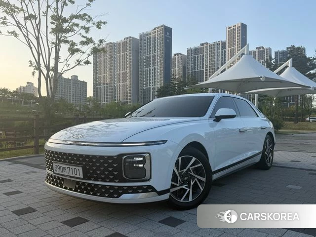 Hyundai Grandeur (GN7) 2022 Белый из Кореи