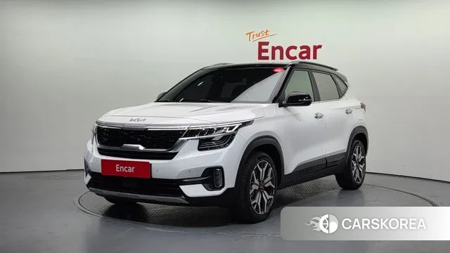Kia Seltos 2022 Белый из Кореи