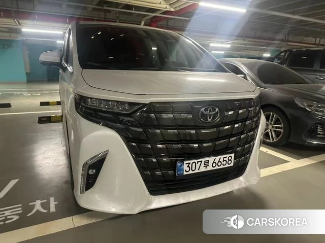 Toyota Alphard 4th Generation 2024 Белый из Кореи