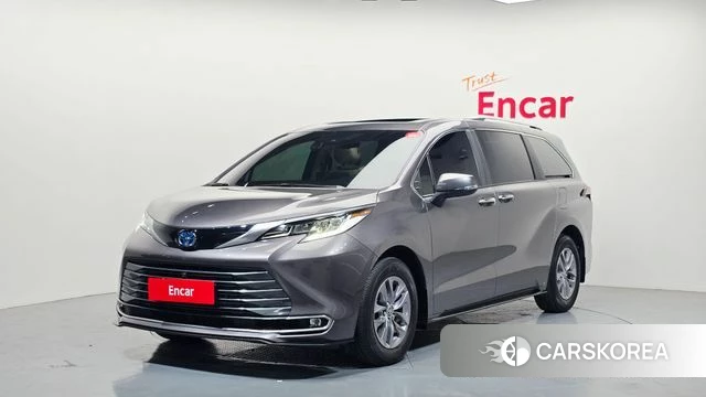 Toyota Sienna 4th Generation 2024 Серый из Кореи