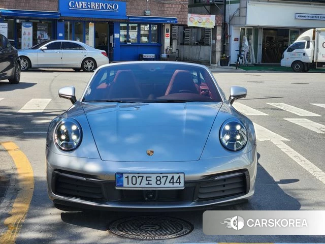 Porsche 911(992) 2024 Серебряный из Кореи