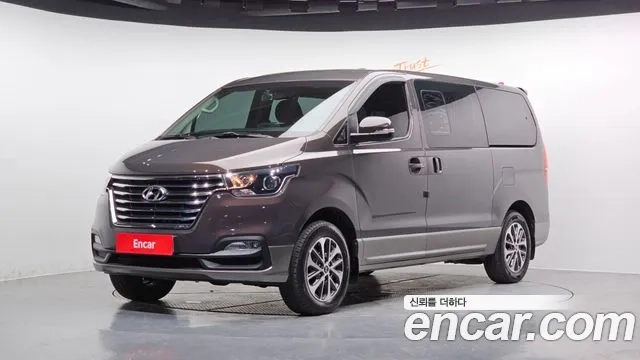 Hyundai The New Grand Starex 2019 Серый из Кореи