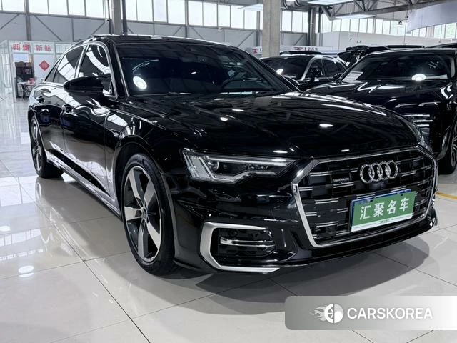 Audi A6L 2023 Черный из Китая