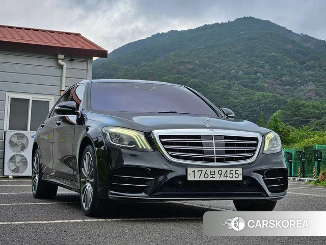 Mercedes-Benz S-Class W222 2018 Черный из Кореи