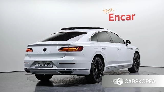 Volkswagen Arteon 2019 Белый из Кореи