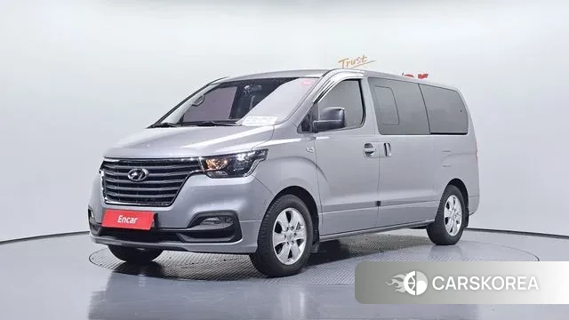 Hyundai The New Grand Starex 2019 Серебристо-серый из Кореи