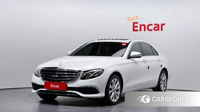 Mercedes-Benz E-Class W213 2020 Белый из Кореи