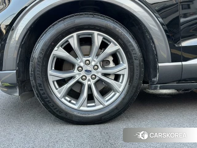 Ford Explorer 2021 Черный из Китая