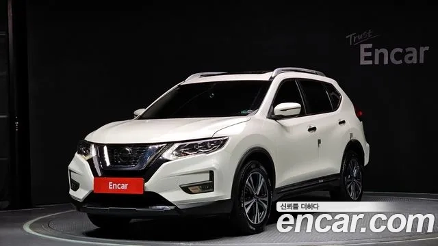 Nissan X Trail 2018 Белый из Кореи
