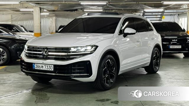 Volkswagen Touareg 3rd generation 2026 Белый из Кореи