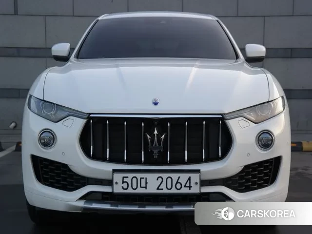Maserati Levante 2018 Жемчужный цвет из Кореи