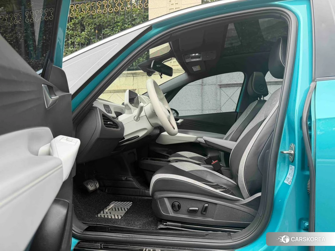 Volkswagen ID.3 2022 Синий из Китая