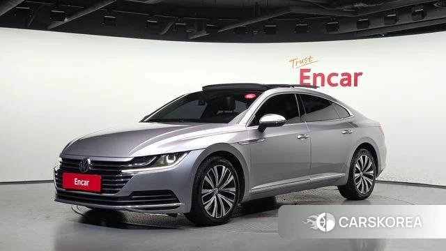 Volkswagen Arteon 2019 Серебристо-серый из Кореи