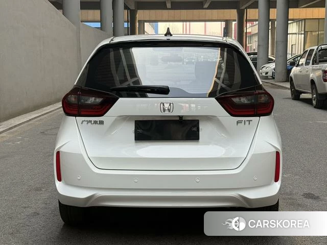 Honda Fit 2022 Белый из Китая