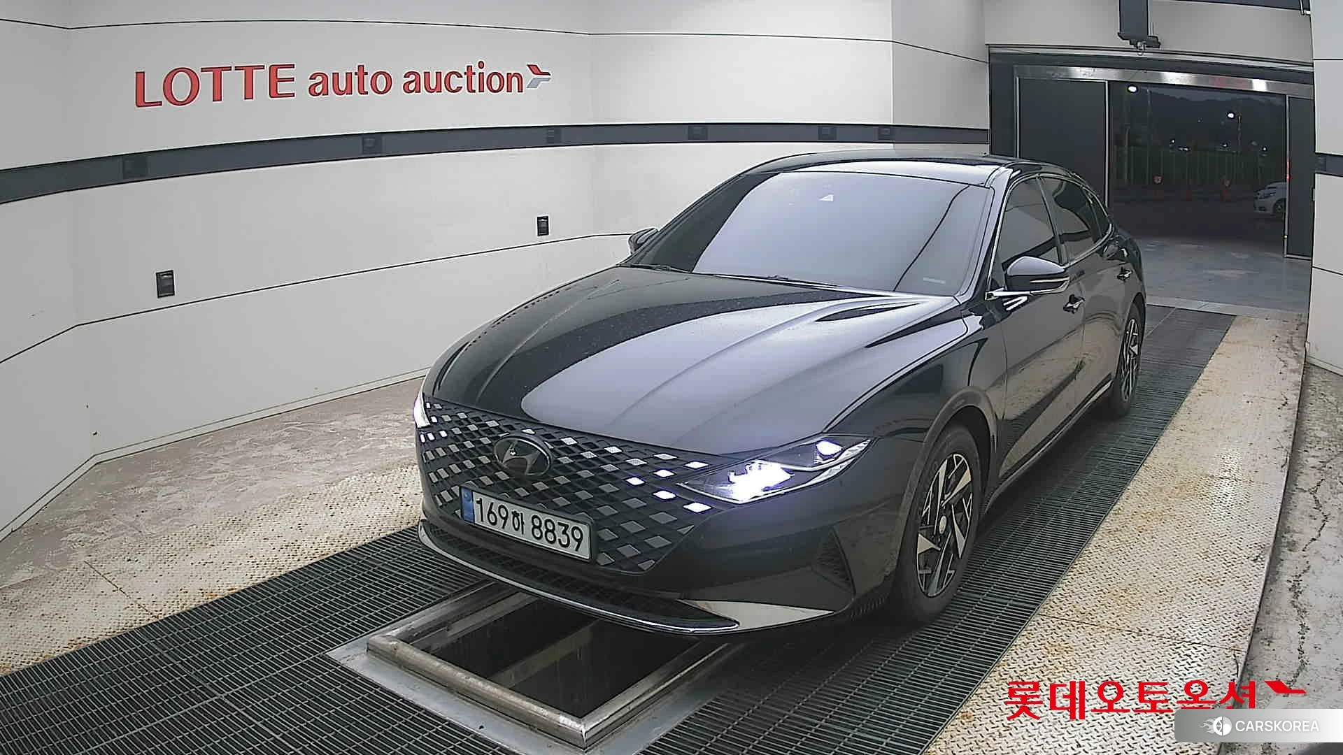Hyundai Grandeur Hybrid 2022 Midnight Black Pearl из Кореи