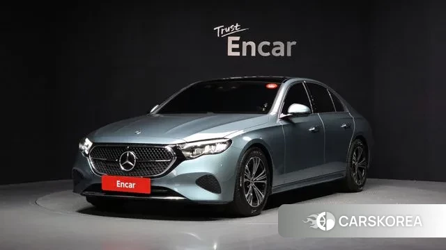 Mercedes-Benz E-Class W214 2025 Синий нефрит из Кореи