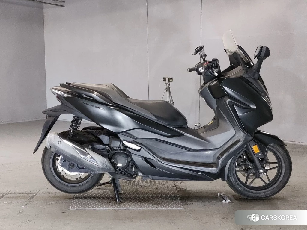 Проданный Honda FORZA 2018 из Японии, фото 2